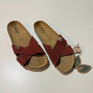 Biosteps Burnt Red Cork Footbed Sandals Size 8 NWT